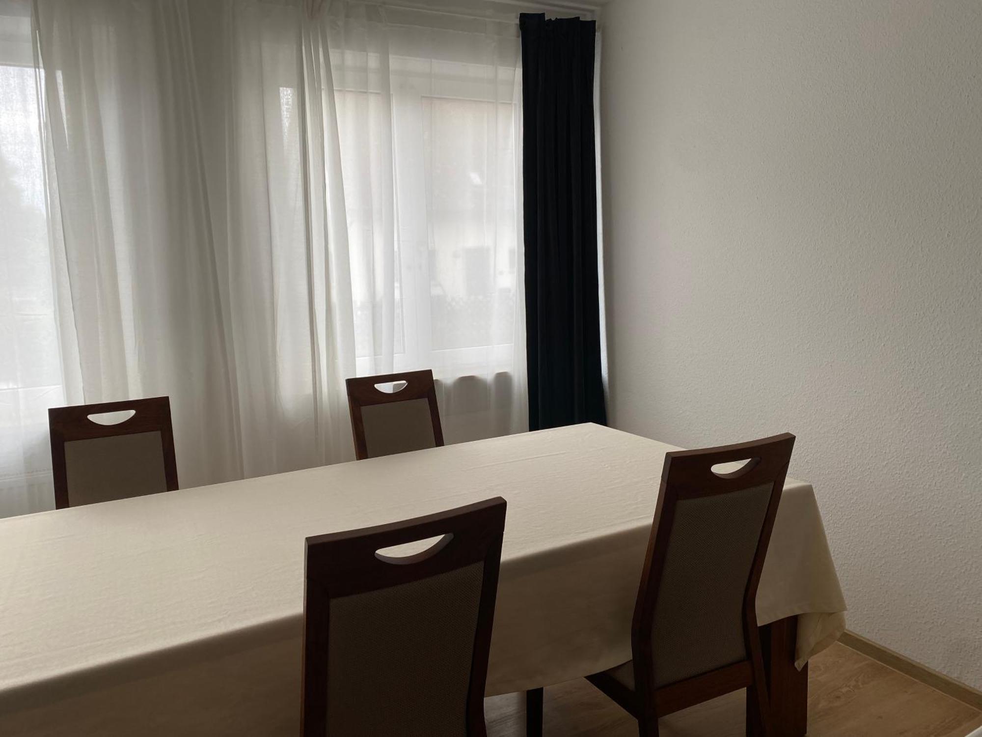 Ferienwohnung Feucht Eg Naturnah Parkplatz Wlan ภายนอก รูปภาพ
