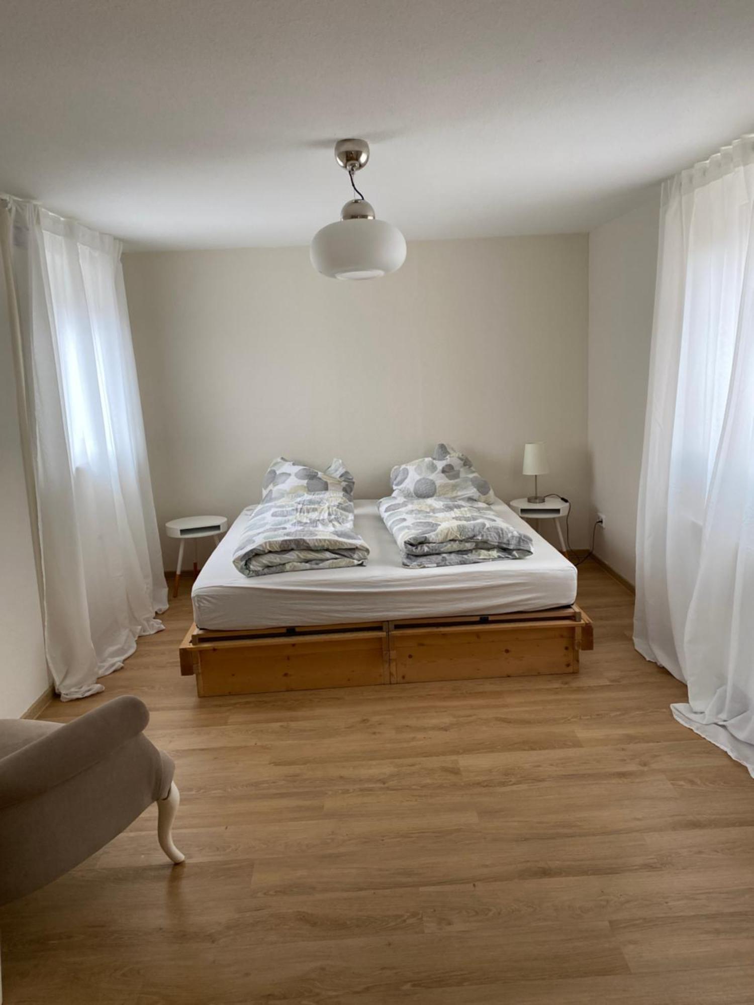 Ferienwohnung Feucht Eg Naturnah Parkplatz Wlan ภายนอก รูปภาพ