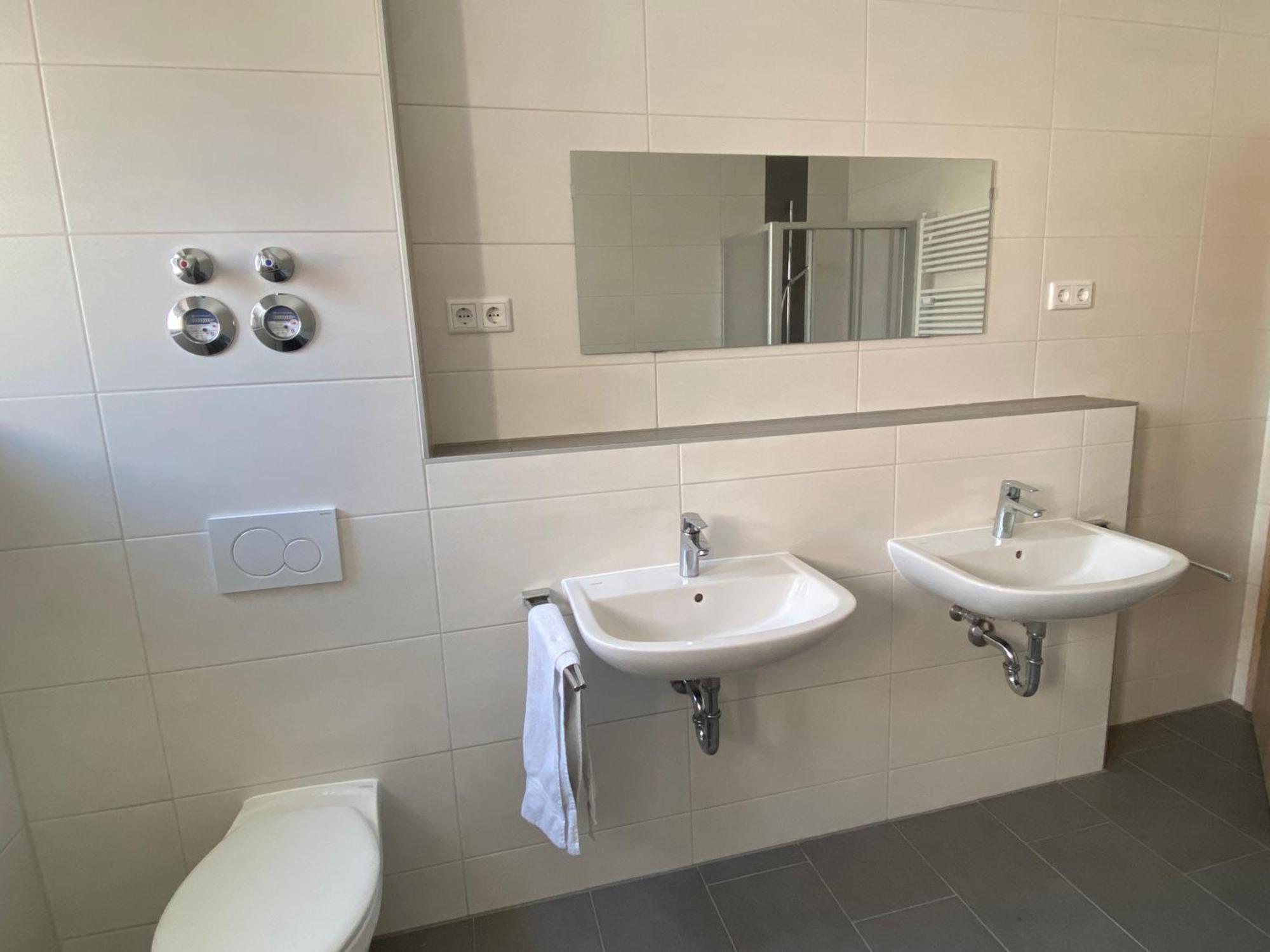 Ferienwohnung Feucht Eg Naturnah Parkplatz Wlan ภายนอก รูปภาพ