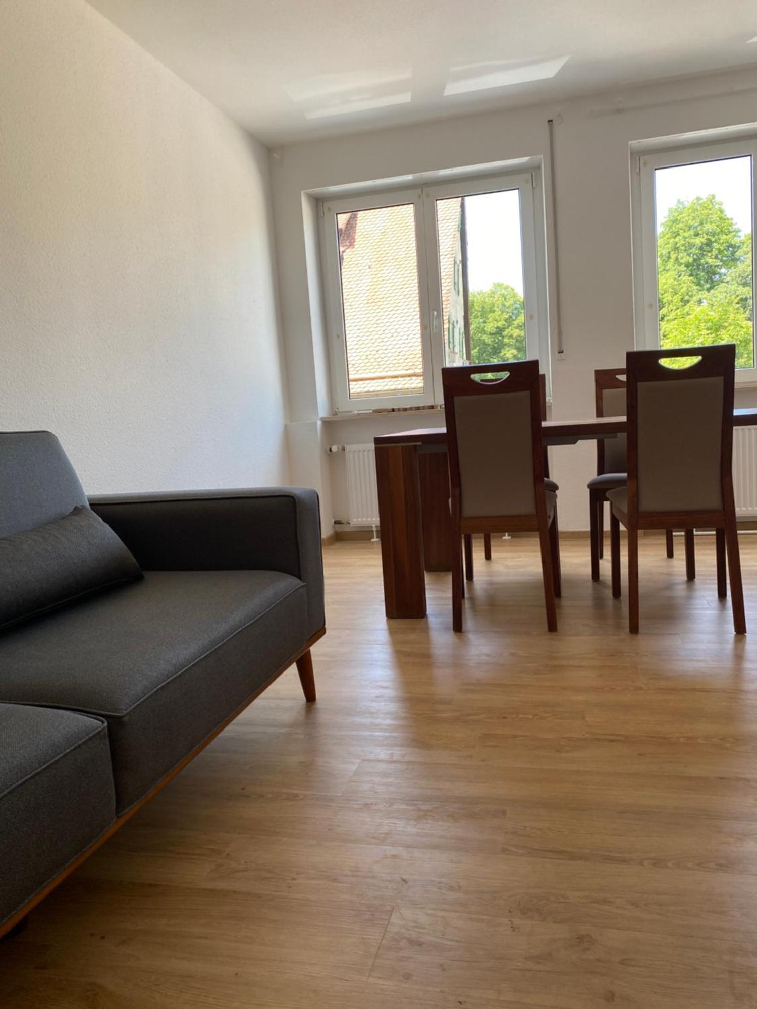 Ferienwohnung Feucht Eg Naturnah Parkplatz Wlan ภายนอก รูปภาพ